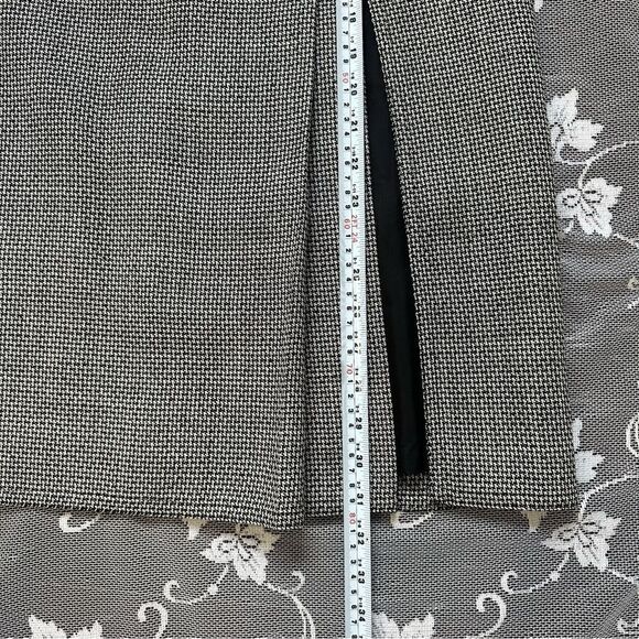 Vintage Gianfranco Ferre Wool Blend Black and White Skirt with Sash Belt - Picture 15 of 16